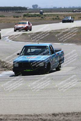 media/Sep-27-2025-24 Hours of Lemons (Sat) [[04fd3ac4ac]]/1pm (Off Ramp)/